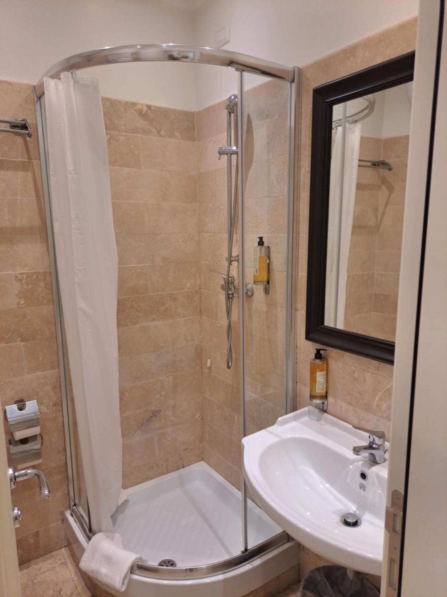 Hotel Dei Quiriti Suite Rome Exterior photo