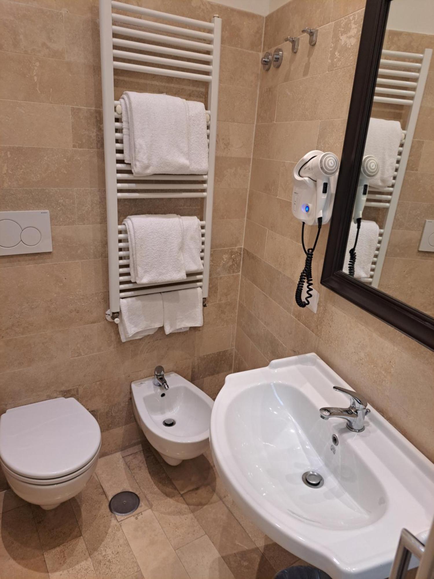 Hotel Dei Quiriti Suite Rome Exterior photo